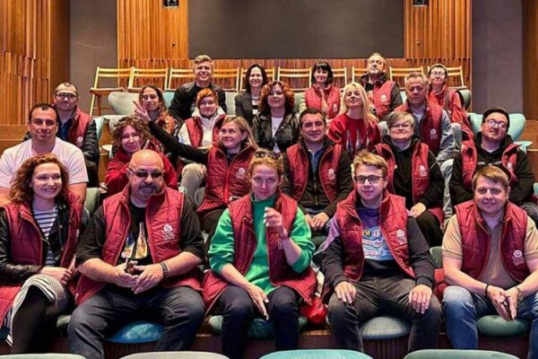 С 8-летием, «Вино и люди»!