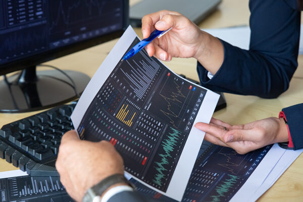 «Новабев групп» может провести IPO сети «Винлаб»