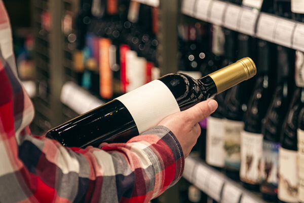 Роскачество оценило работу торговых сетей с российскими винами