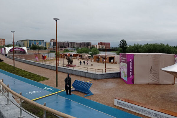 Ярмарка «Виноград» в Новом Уренгое