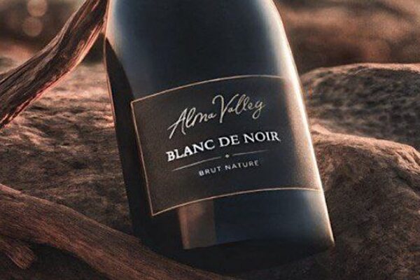 Blanc de Noir Brut Nature от Alma Valley