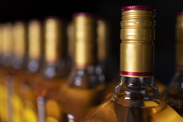 Правительство одобрило упрощение лицензирования продажи алкоголя