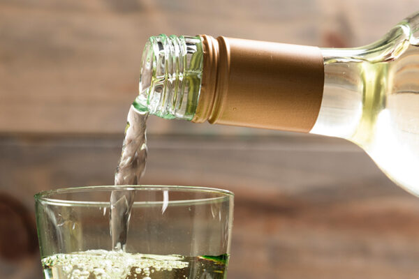 Снижение продаж вин вызвано ростом их стоимости – эксперты