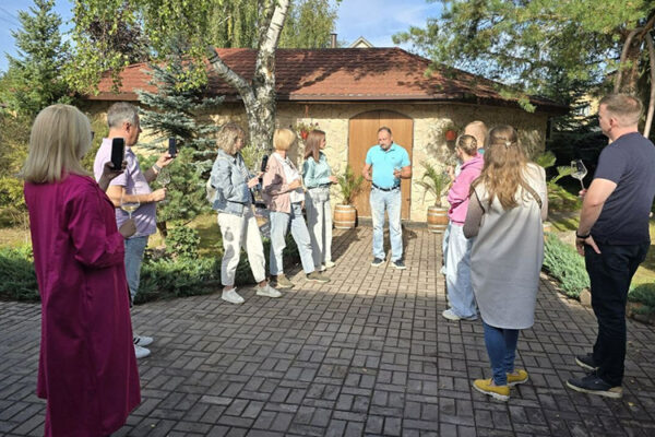 Приглашаем на винодельню Николая Выставкина (Раменское)